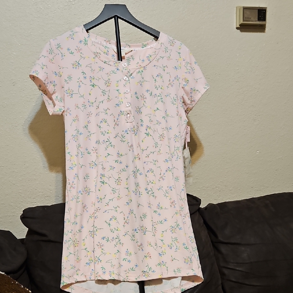 NWT Shabby Chic Pink Floral Pajama Top